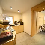 ホテル Grey Castle Garni&suite 2*