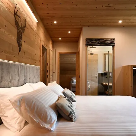 Grey Castle Garni&suite Hotel 2*