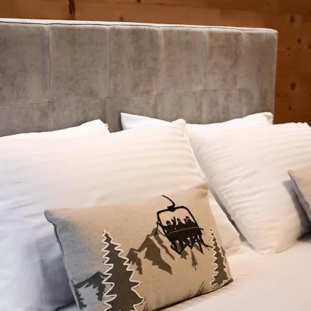Hotel Grey Castle Garni&suite 2*