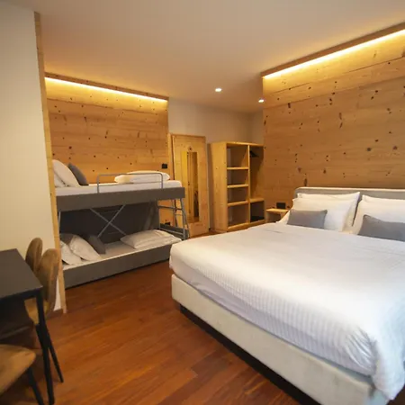 Grey Castle Garni&suite 2*