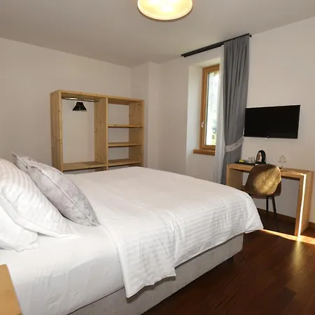 Grey Castle Garni&suite 2*